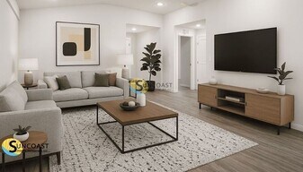 121 Lomond Dr in Port Charlotte, FL - Building Photo