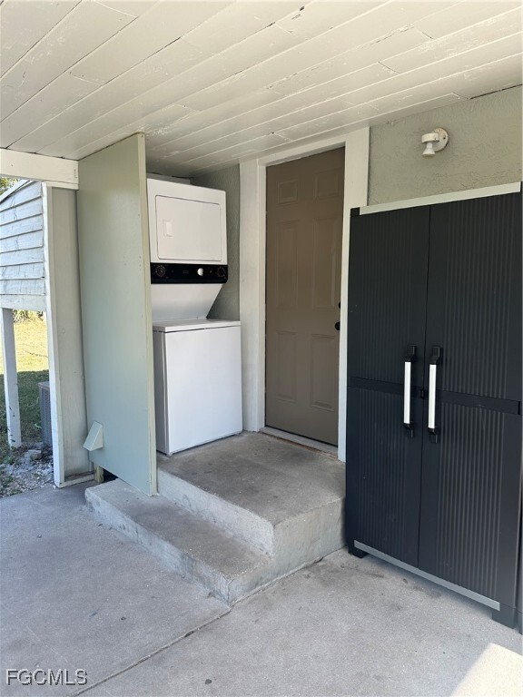 property at 3319 Ellington Ct