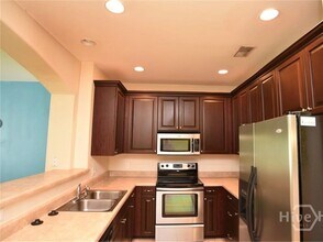 220 Durham Park Way in Pooler, GA - Building Photo - Building Photo