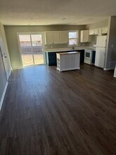 3958 N Edgemoor St in Bel Aire, KS - Foto de edificio - Building Photo