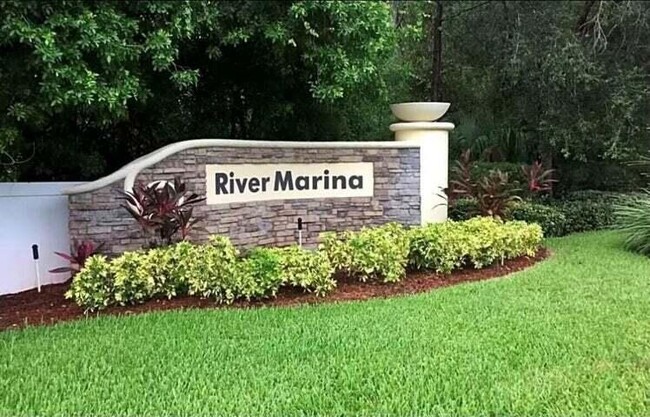 9673 SW Purple Martin Way in Stuart, FL - Building Photo - Building Photo