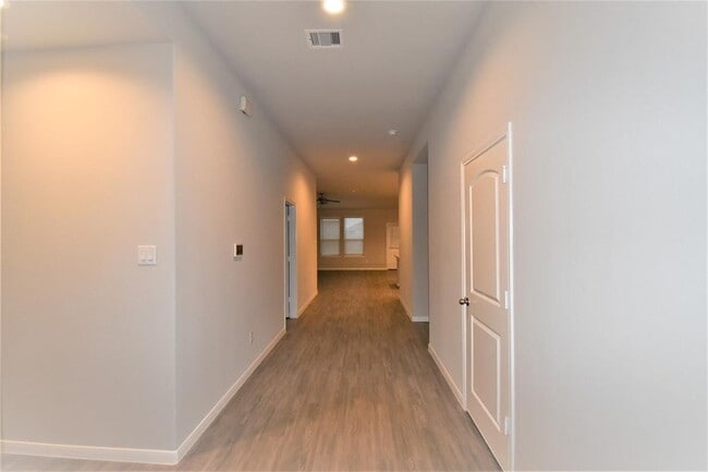 4819 Vergano Villa Dr in Park Row, TX - Building Photo - Building Photo