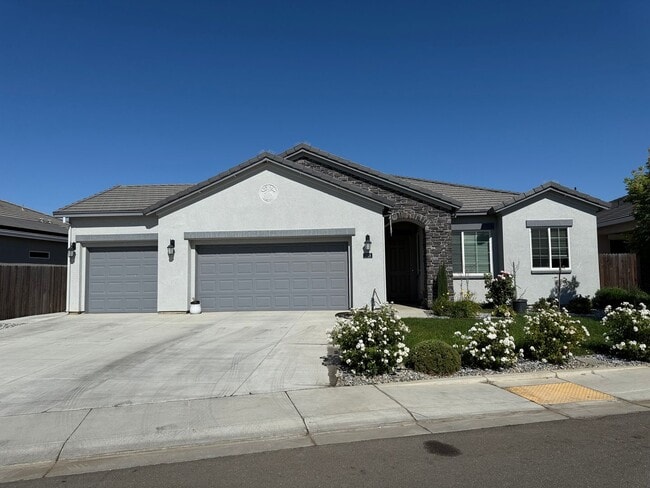 property at 1018 Vasconcellos Ave