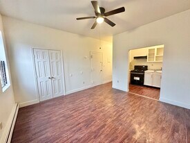 189 Van Horne St in Jersey City, NJ - Building Photo