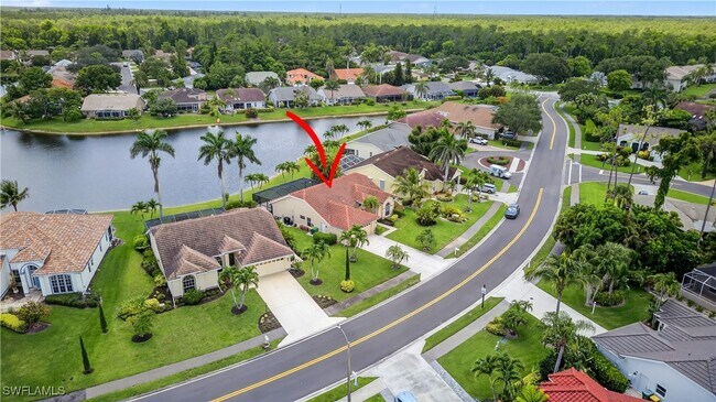 property at 2138 E Crown Pointe Blvd