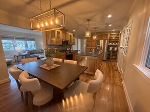 1417 Clifton Ln in Nashville, TN - Building Photo - Building Photo