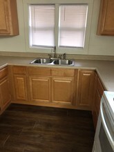 204 Madison St in Nelsonville, OH - Building Photo - Building Photo