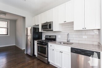 1952 W Nelson St, Unit 1946-1W in Chicago, IL - Building Photo - Building Photo