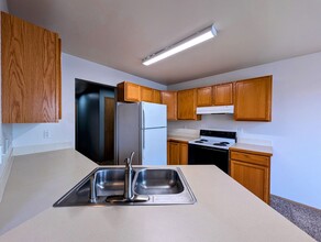 589 Eastmont Ave in East Wenatchee, WA - Building Photo - Building Photo