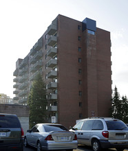 Saratoga Place in Ottawa, ON - Building Photo - Building Photo