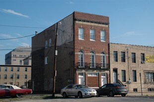 333 Arch St Apartments