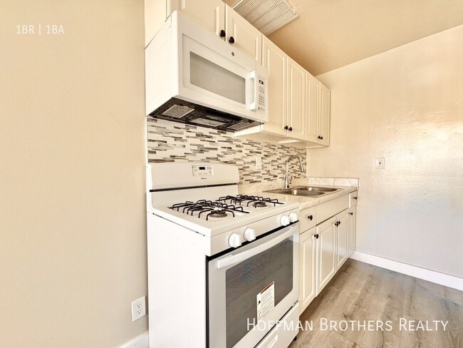 2509 S Denison Ave in Los Angeles, CA - Building Photo - Building Photo