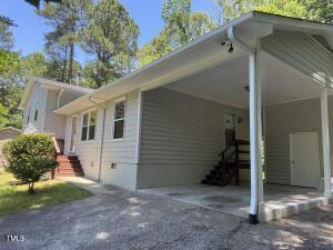 1017 Gaston Ave in Durham, NC - Foto de edificio - Building Photo