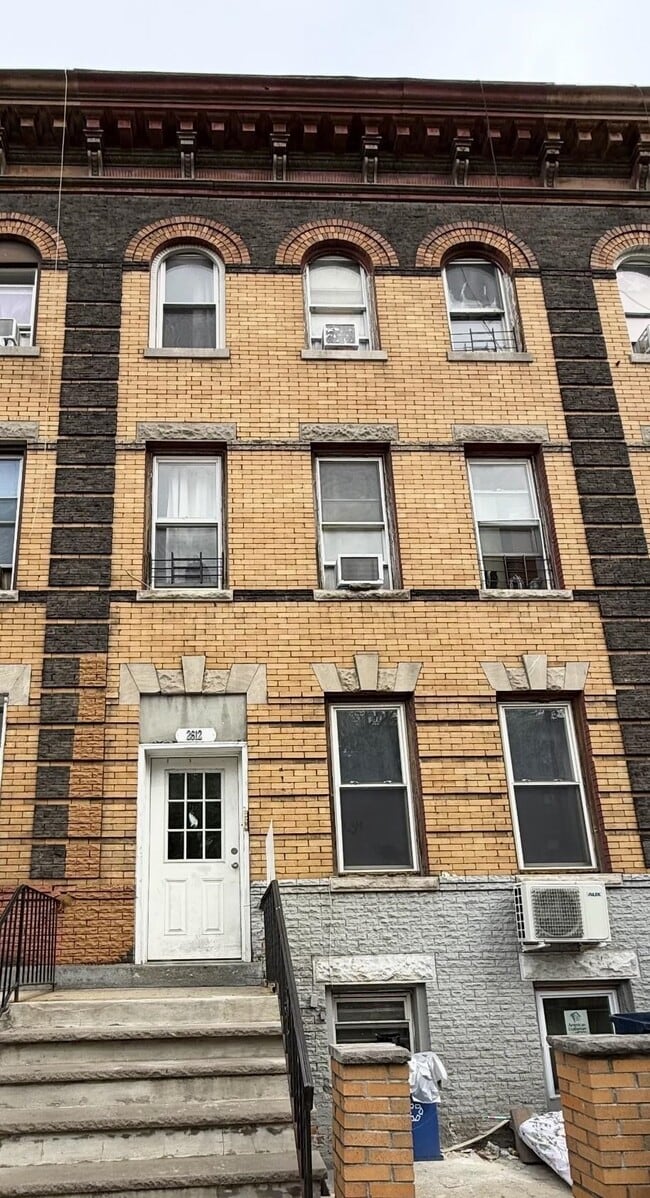 property at 2612 John F. Kennedy Blvd