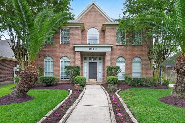 2119 Palm Castle Dr