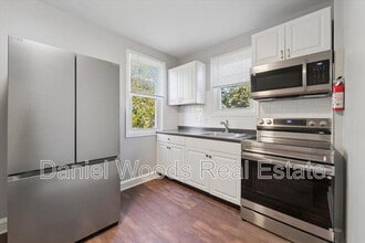 926 Booth St in Chester, PA - Foto de edificio - Building Photo