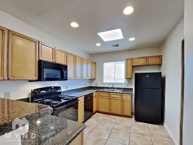 6255 N Camino Pimeria Alta in Tucson, AZ - Building Photo - Building Photo