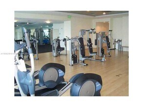 1331 Brickell Bay Dr, Unit 1907 in Miami, FL - Building Photo - Building Photo