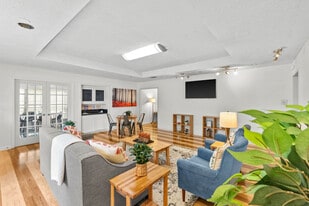 12336 Perkins Rd, Unit SI ID1519872P in Baton Rouge, LA - Building Photo