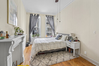 504 W 168th St in New York, NY - Building Photo - Interior Photo