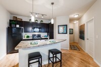 Queenston Manor photo'