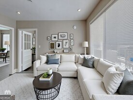 1284 Westmont Rd SW in Atlanta, GA - Building Photo