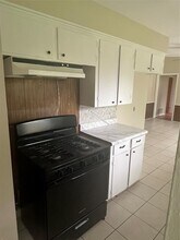 423 W Troy Rd in Houston, TX - Building Photo - Building Photo