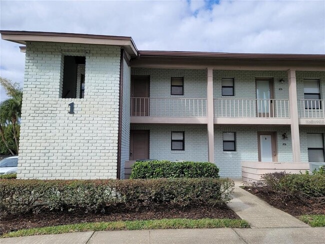 property at 2822 Plaza Terrace Dr