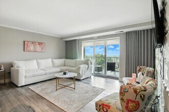 411 S Old Woodward Ave in Birmingham, MI - Building Photo - Building Photo