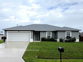 841 SW Kappa Ave in Port St. Lucie, FL - Building Photo