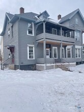 281 Chestnut St in New Britain, CT - Building Photo - Building Photo