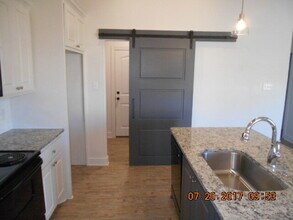 2022 102nd St in Lubbock, TX - Building Photo - Building Photo