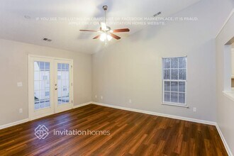 2097 Chapel Creek Rd in Concord, NC - Foto de edificio - Building Photo