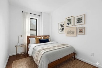 207 Madison St, Unit 5 in New York, NY - Building Photo - Building Photo