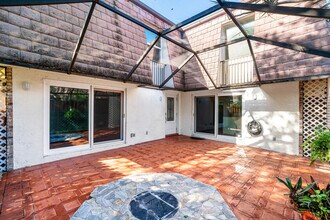 7536 Courtyard Run E in Boca Raton, FL - Building Photo - Building Photo