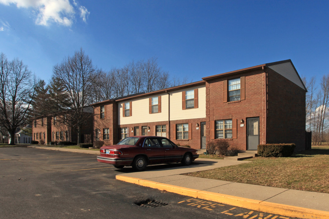 Bedford Village in Bedford, KY - Building Photo