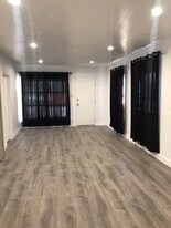 1518 E Clinton Ave in Fresno, CA - Building Photo