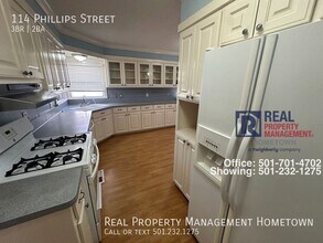 114 Phillips St in Hot Springs, AR - Building Photo - Building Photo