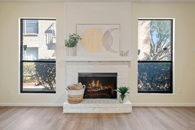 property at 2120 Wilcrest Dr