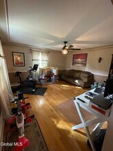 13 Burning Bush Blvd in Clifton Park, NY - Building Photo - Building Photo