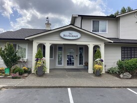 12404 E Gibson Rd in Everett, WA - Building Photo