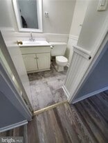 401 Cooper Landing Rd, Unit 427 in Cherry Hill, NJ - Building Photo