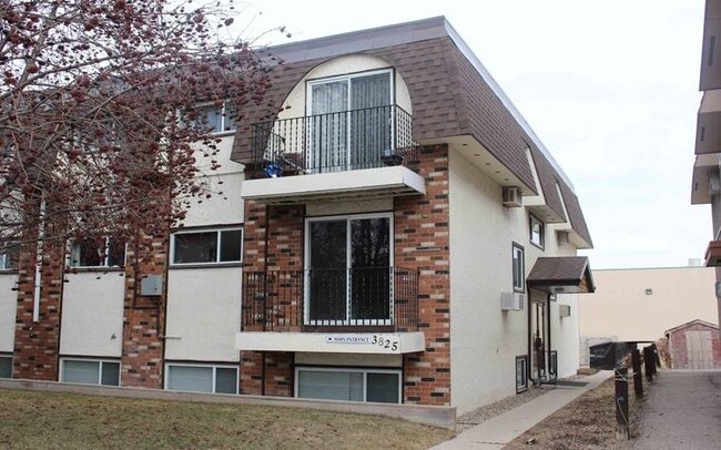 property at 3825 Luther Pl