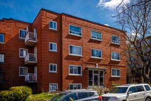 5823 Decelles Av Apartments