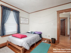 54 Upland Rd, Unit 2 in Somerville, MA - Building Photo - Building Photo