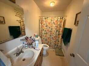 854 Patrick Henry Dr in Blacksburg, VA - Building Photo - Building Photo