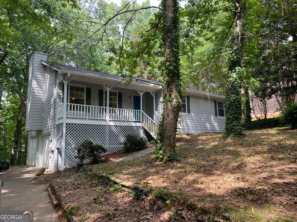 85 Guthrie Pl in Stockbridge, GA - Foto de edificio