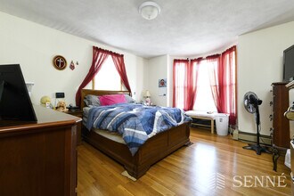 49 Concord Ave, Unit 1 in Somerville, MA - Building Photo - Building Photo