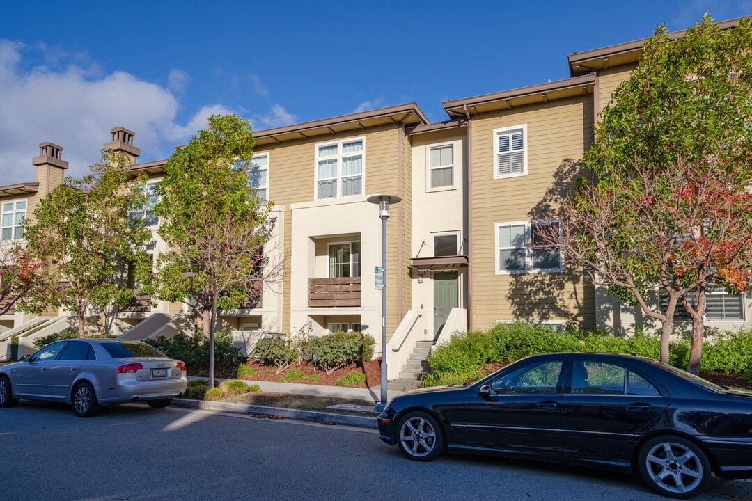Amelia in San Mateo, CA - Building Photo