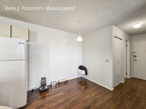 1500 Edenwold Heights NW in Calgary, AB - Building Photo - Building Photo